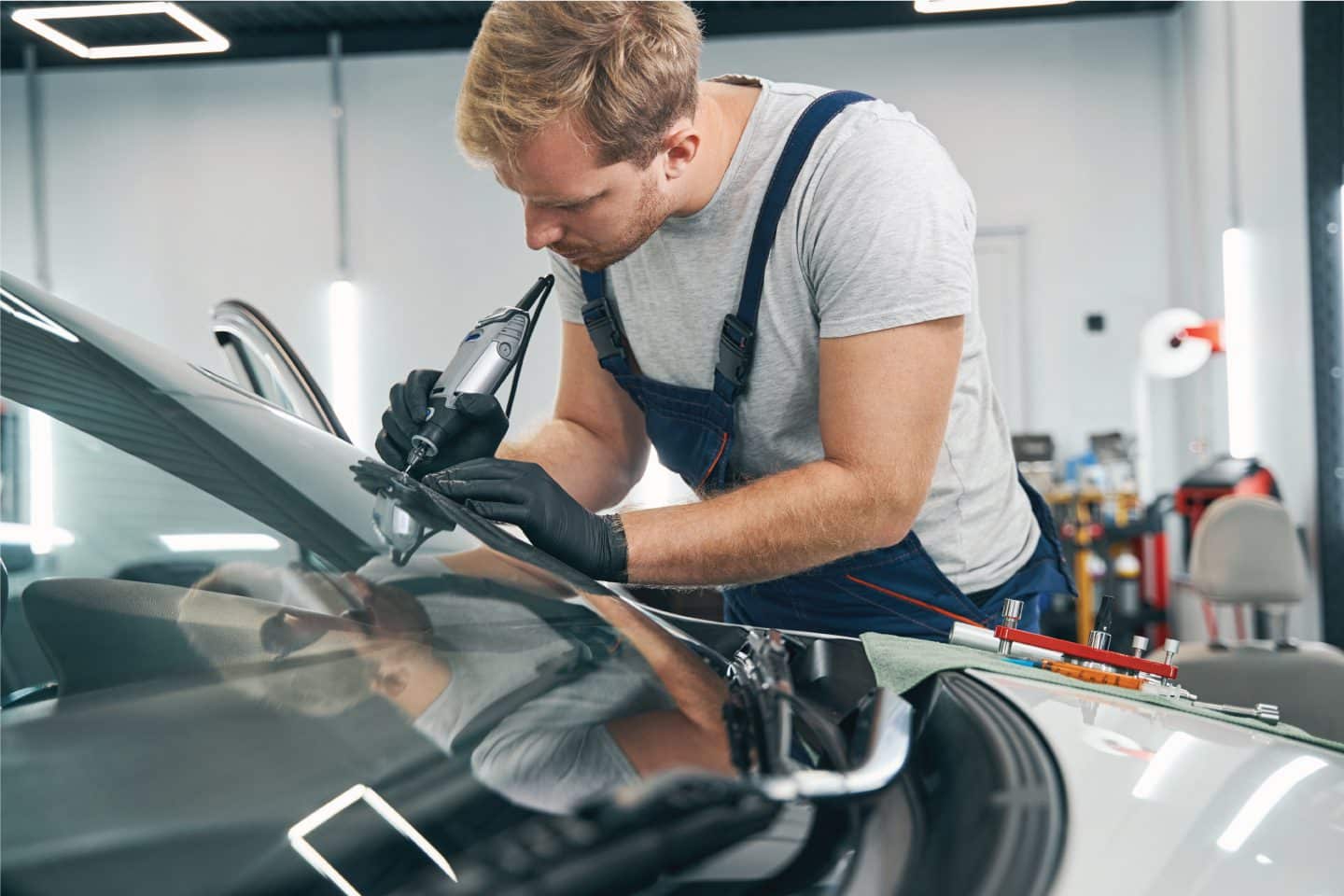 Windshield Chip Repair 2 windshield-chip-repair-drilling