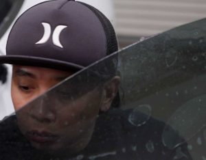 Blog 1 Removing car window tint in Orleans